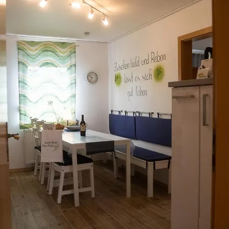 Lenchen * Niederkirchen bei Deidesheim